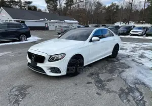 Mercedes-Benz E300 2018 White