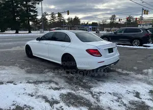 Mercedes-Benz E300 2018 White