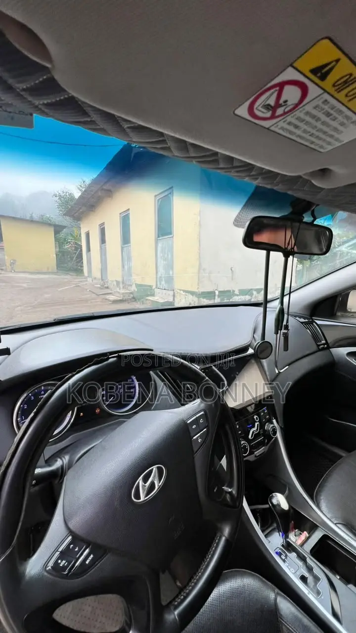 Hyundai Sonata GLS Sedan FWD (2.4L 4cyl 6A) 2012 Black