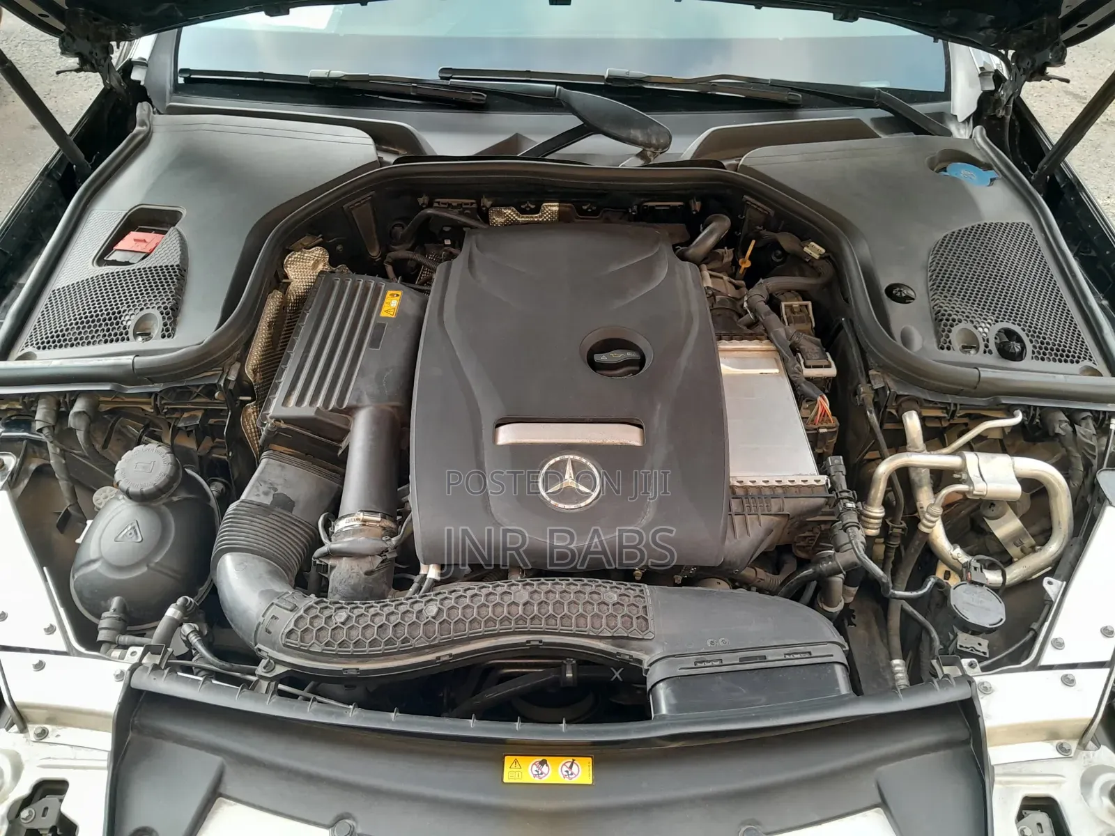 Mercedes-Benz E300 2018 Black