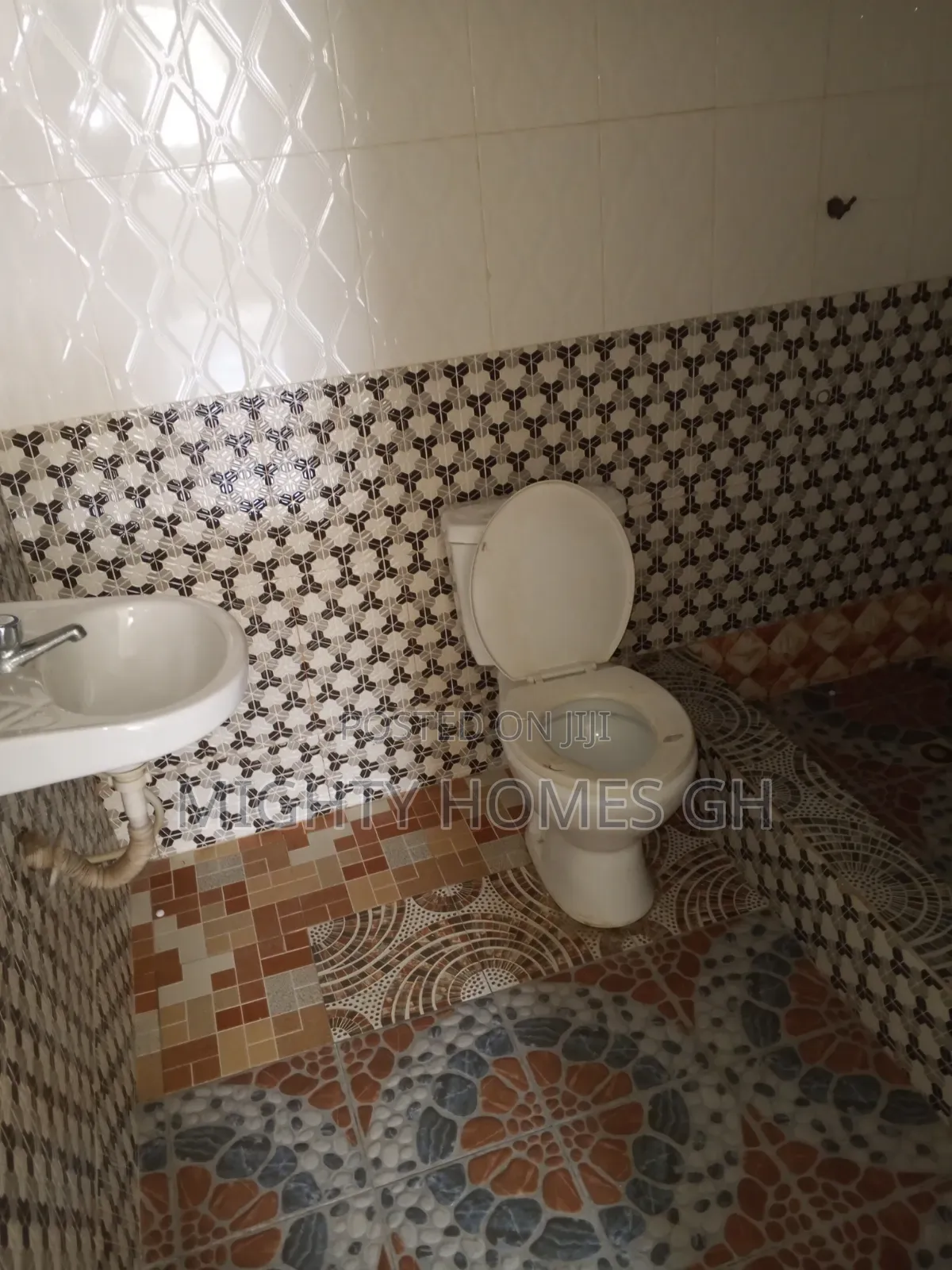 Studio Apartment in Mighty Homes, Kasoa for rent