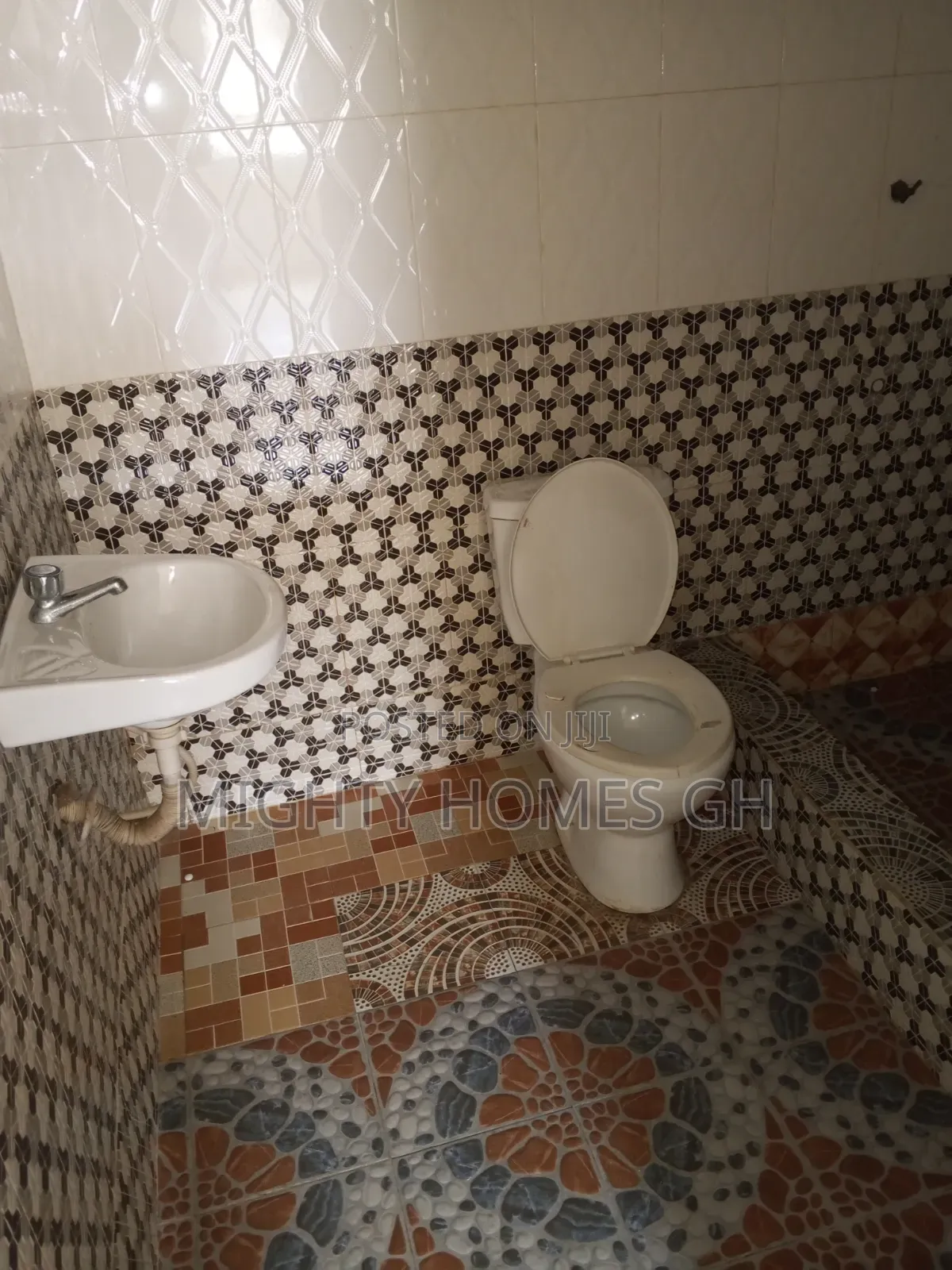 Studio Apartment in Mighty Homes, Kasoa for rent
