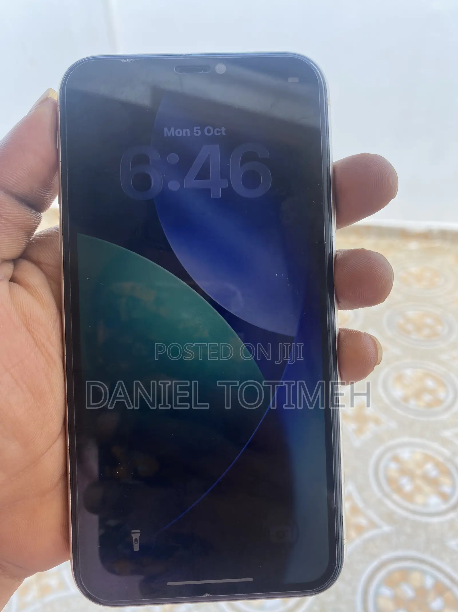 Apple iPhone 11 64 GB White