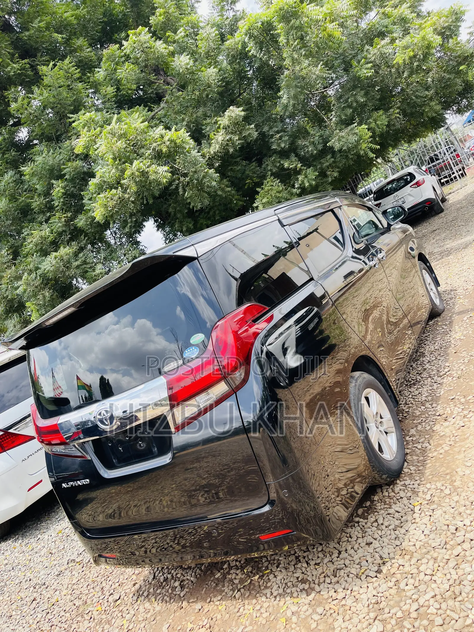 Toyota Alphard 2.4 Petrol AWD 2015 Black