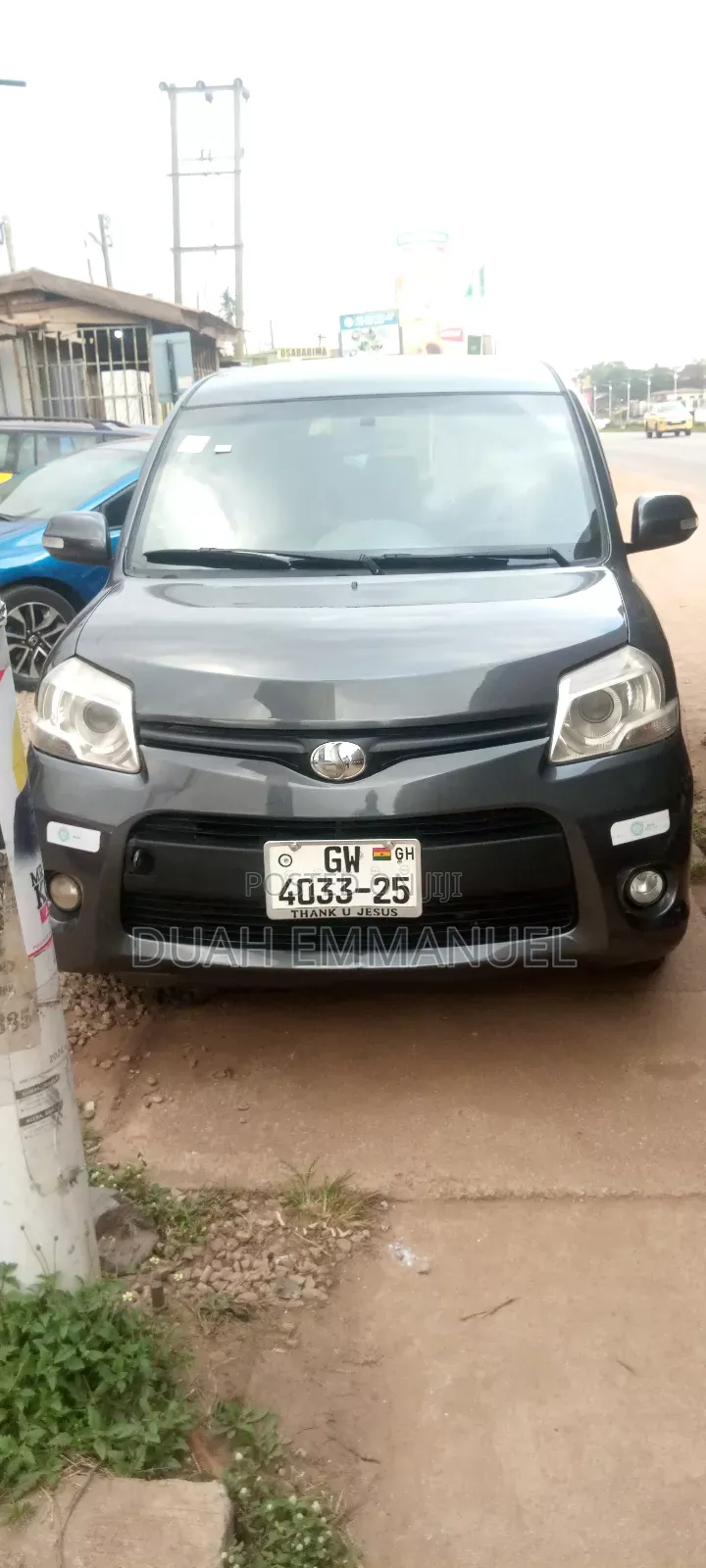 Toyota Sienta 1.5 AWD 2013