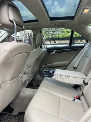 Mercedes-Benz C250 2014 White