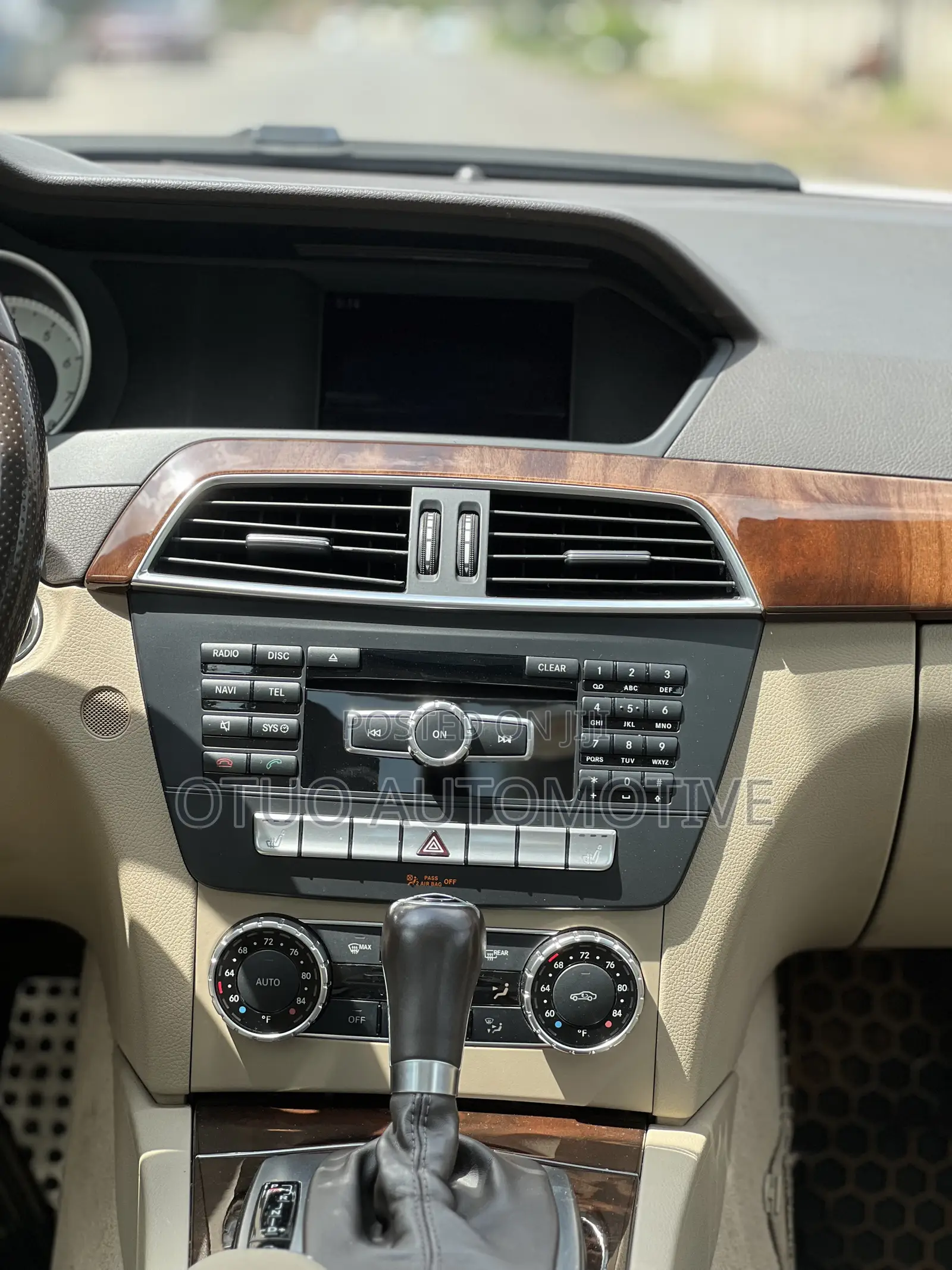 Mercedes-Benz C250 2014 White