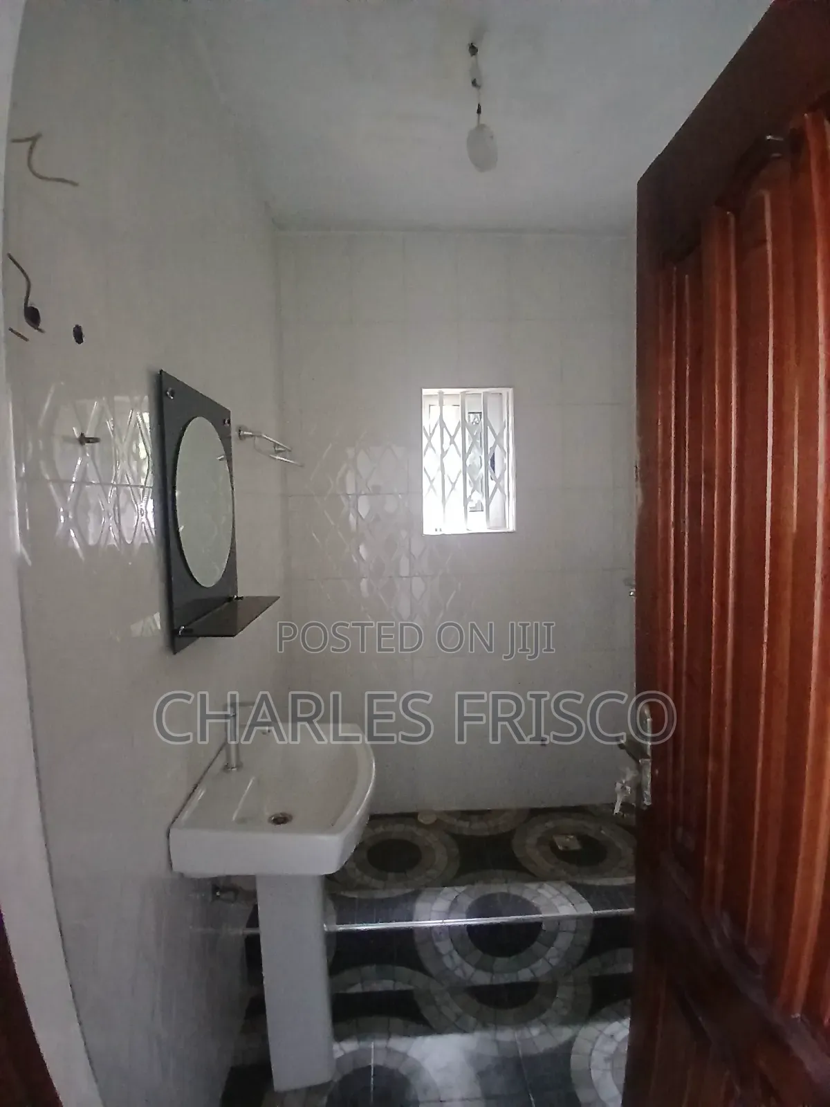 2bdrm Apartment in East Legon Ogbojo St, American House for rent