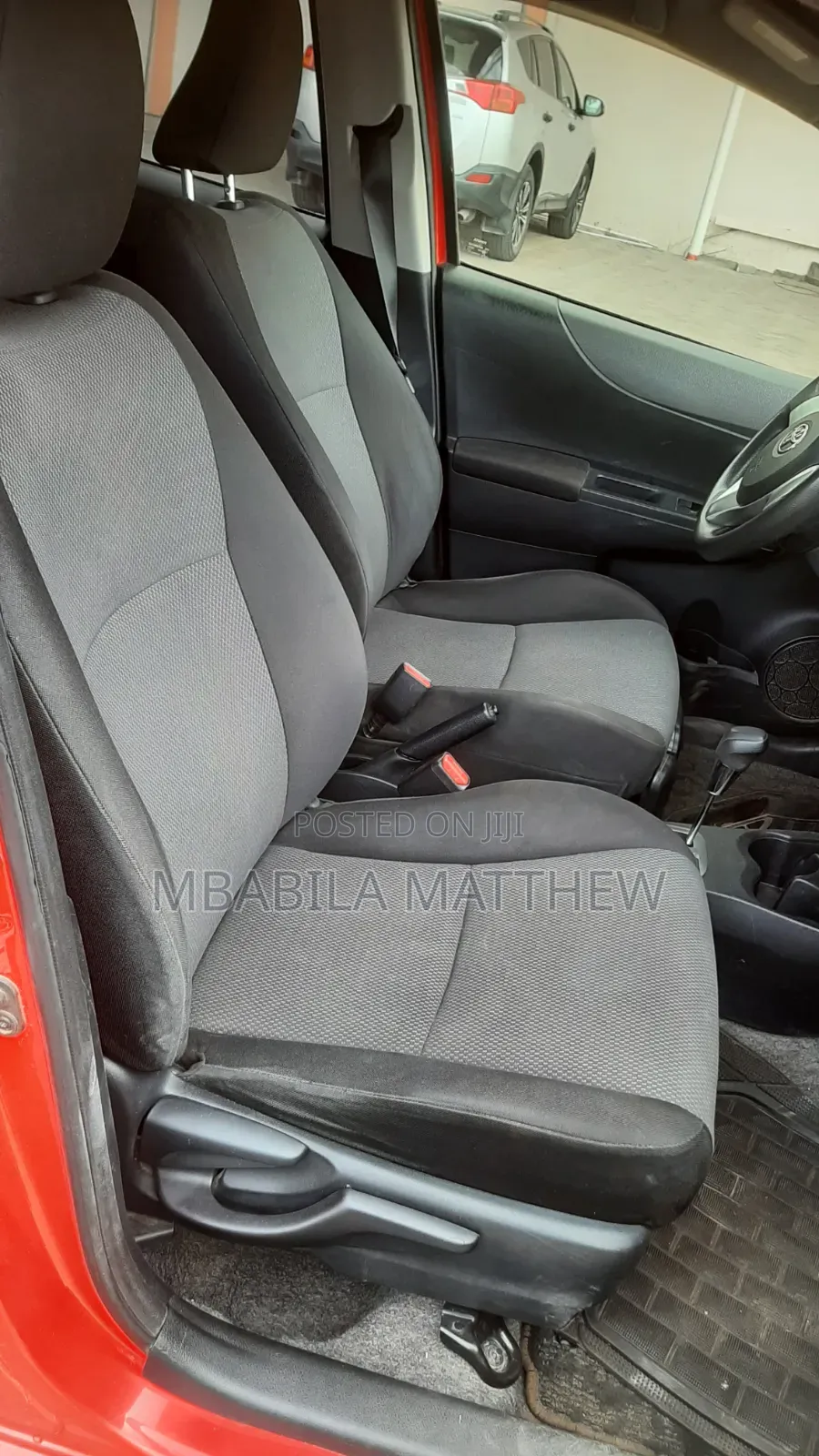 Toyota Vitz 2014 Red