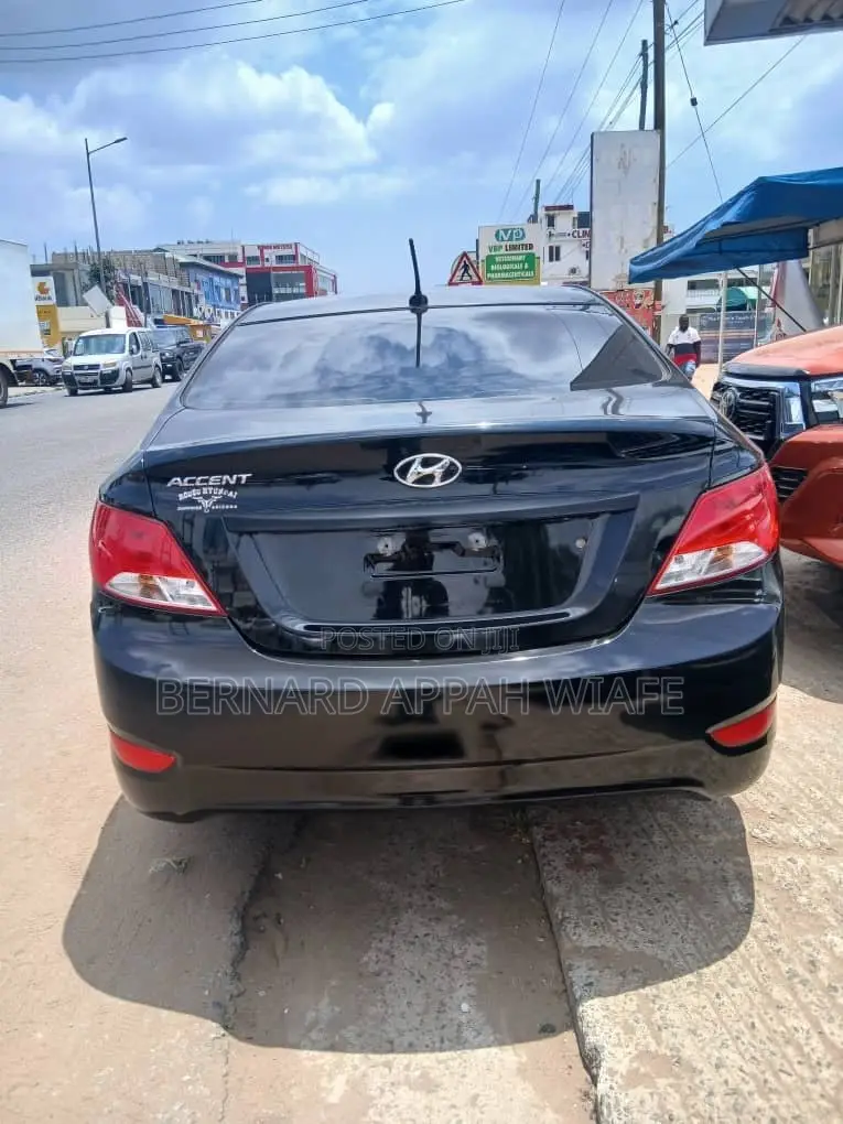 Hyundai Accent SE Sedan 2016 Black