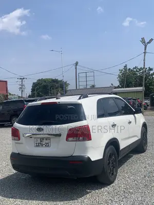 Kia Sorento 2012 White