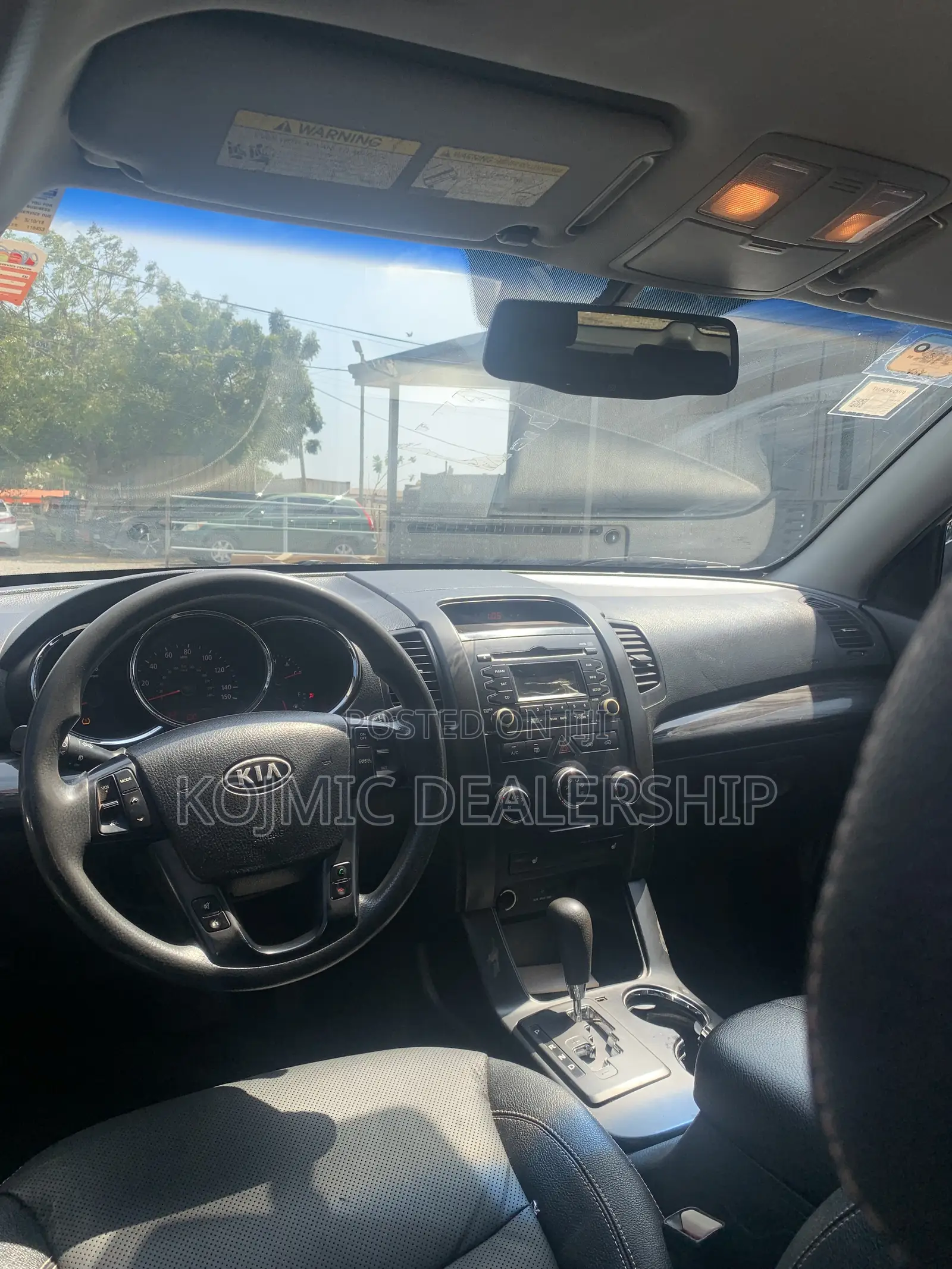 Kia Sorento 2012 White