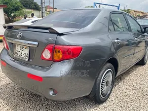 Toyota Corolla LE 4dr Sedan (1.8L 4cyl 4A) 2010 Gray