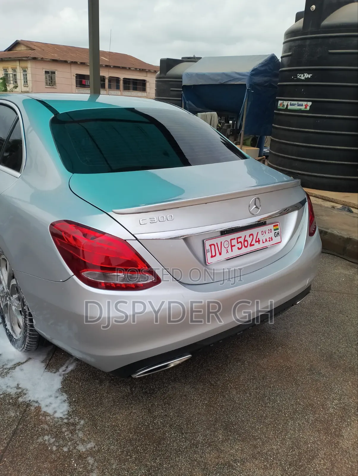 Mercedes-Benz C300 2017 Silver