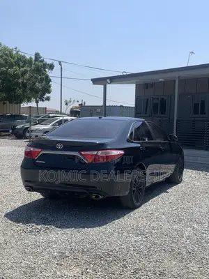 Toyota Camry 2016 Black