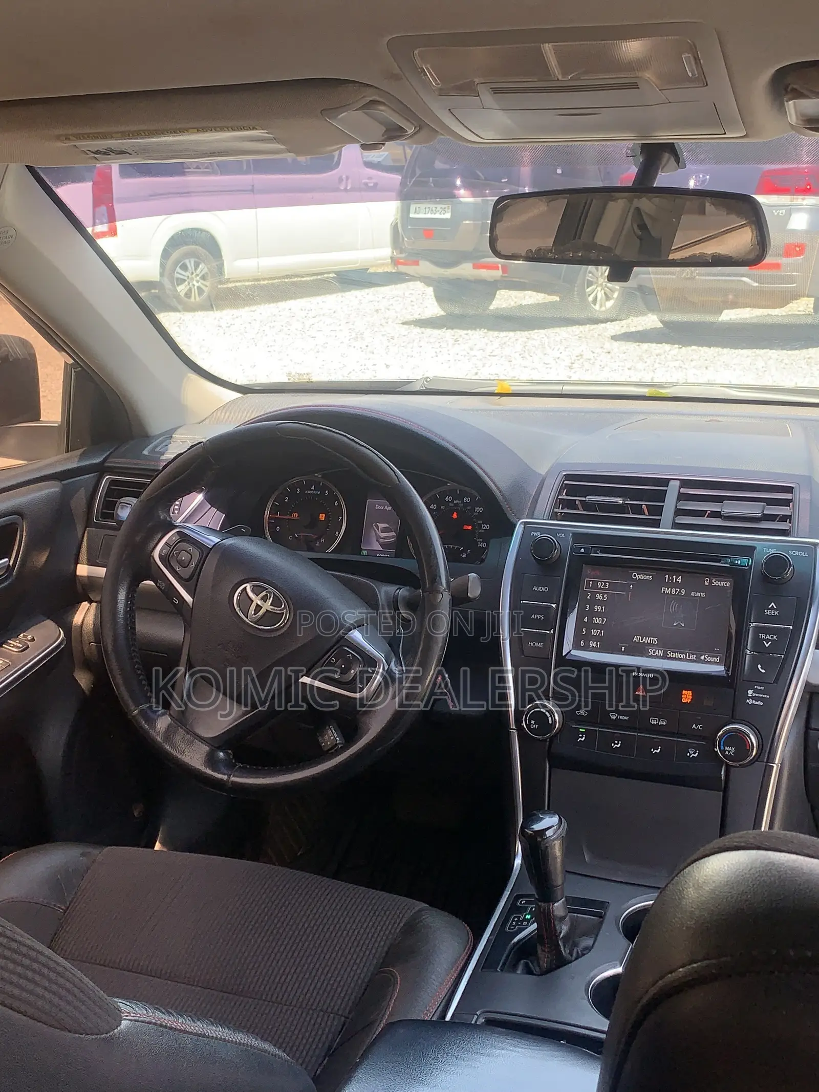 Toyota Camry 2016 Black