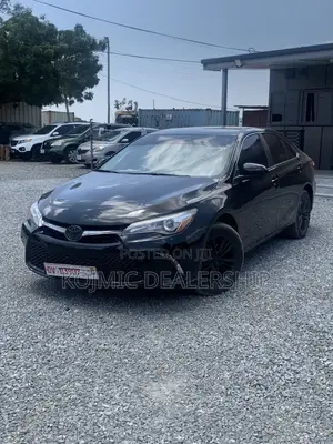 Toyota Camry 2016 Black