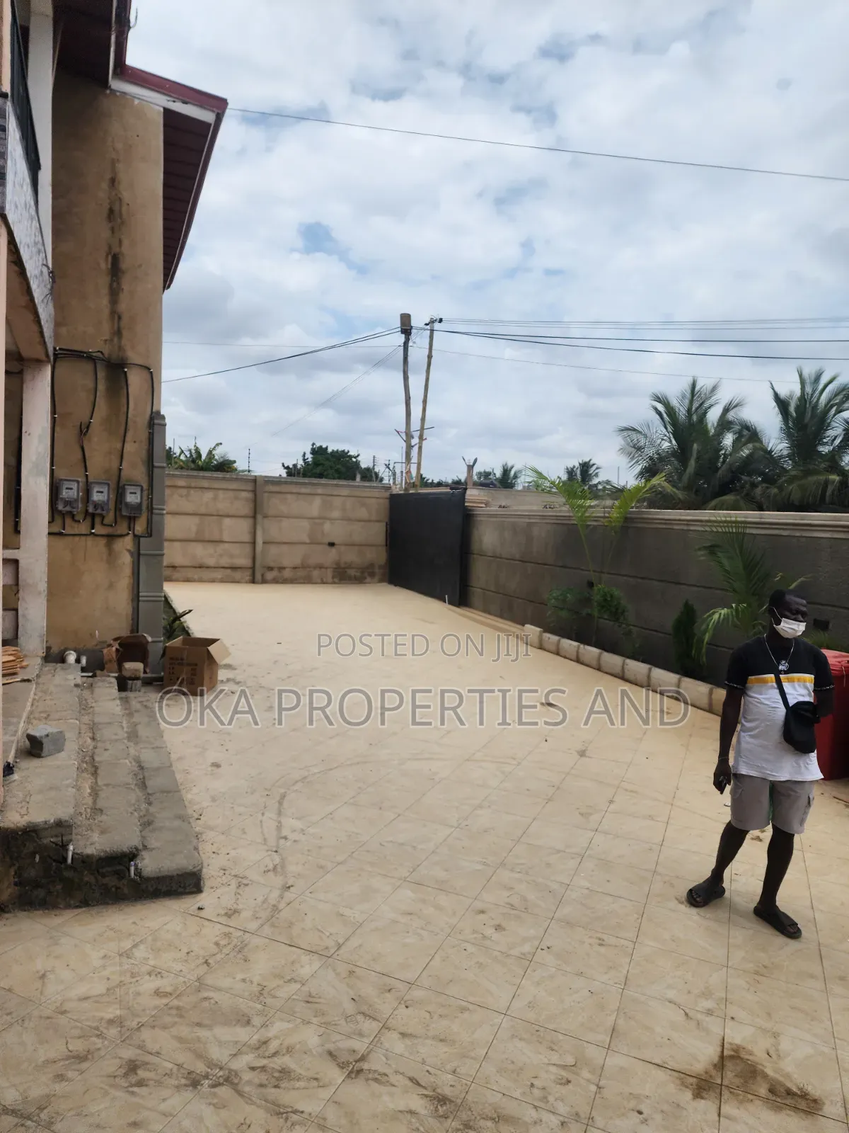 2bdrm Mansion in Oka Properties And, Cemetery Area for rent