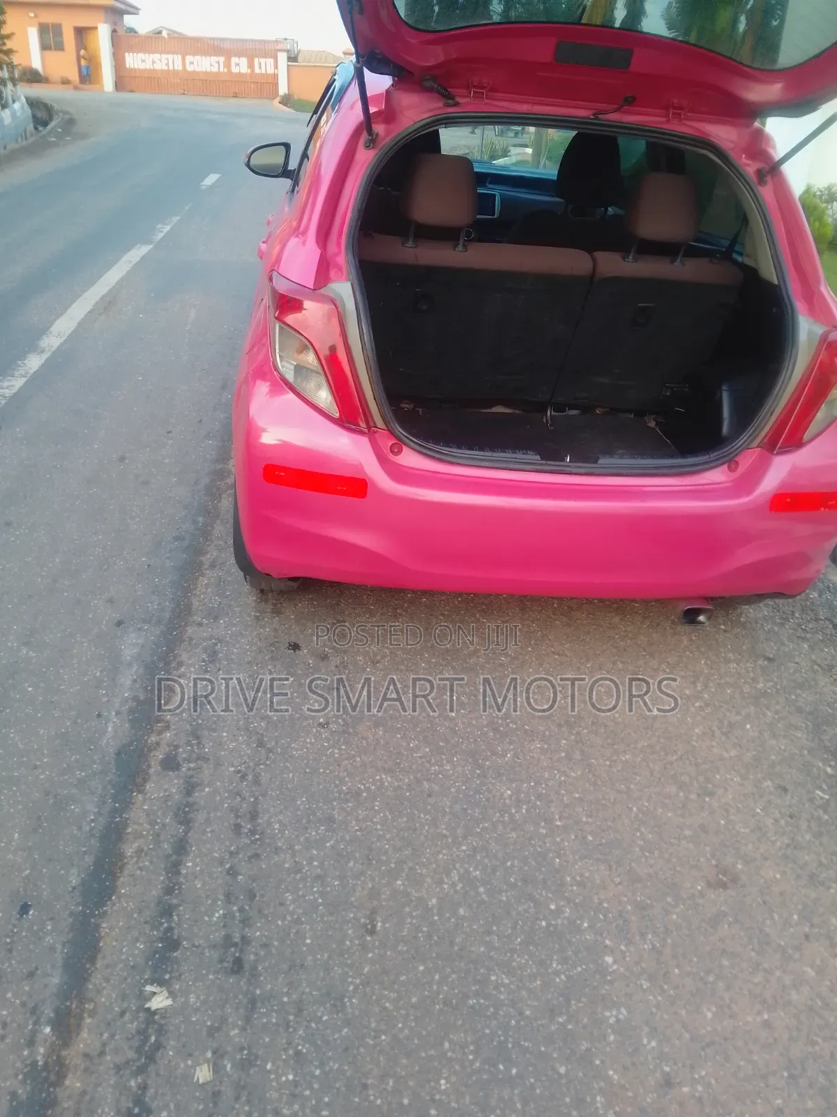 Toyota Vitz 2012 Pink