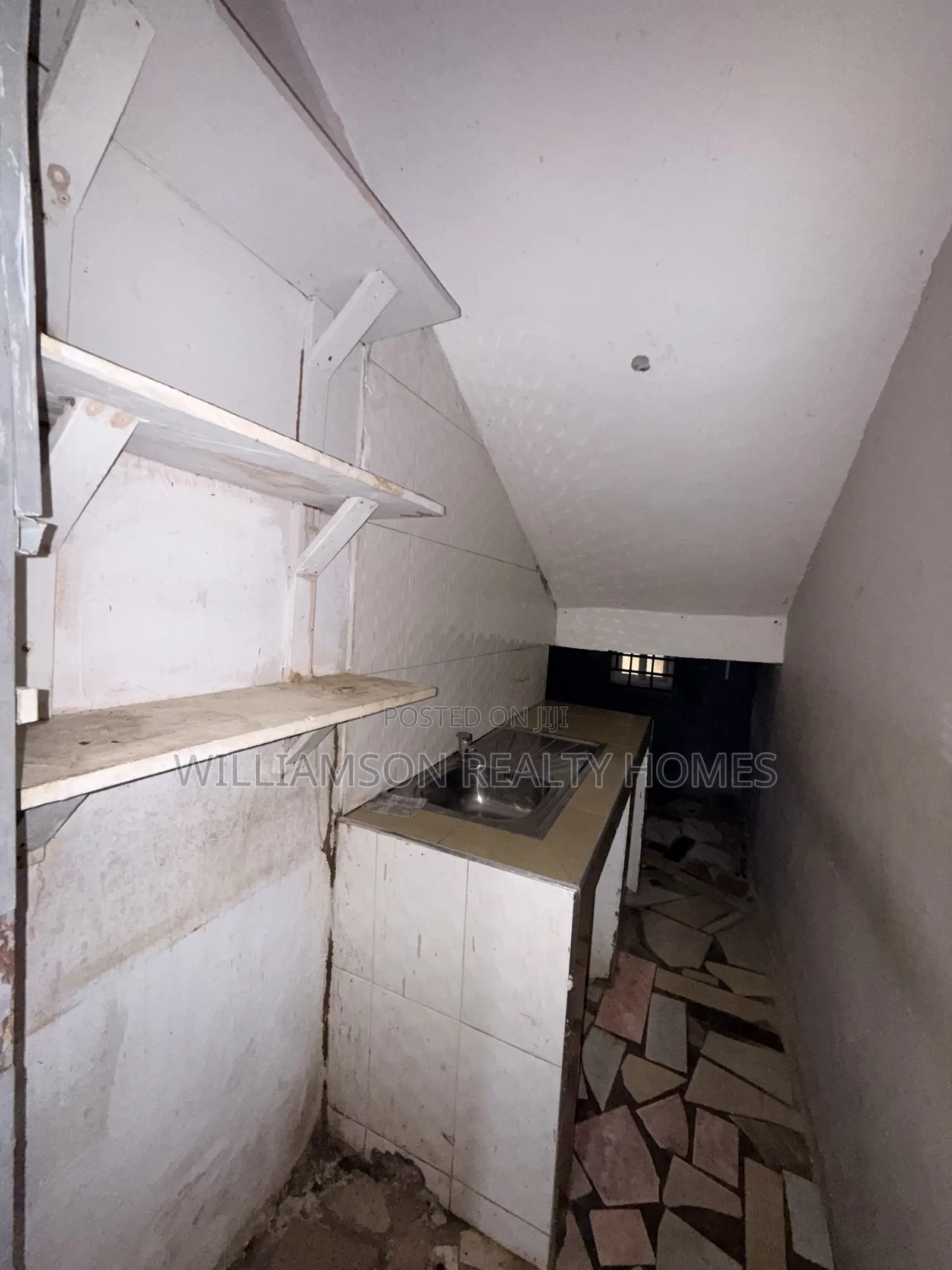 1bdrm Apartment in Hfc Estate Area, Spintex for rent