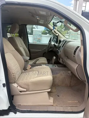 Nissan Frontier 2016 White