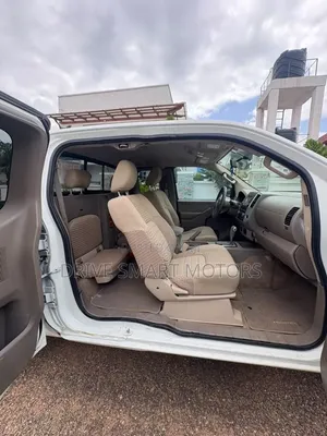 Nissan Frontier 2016 White