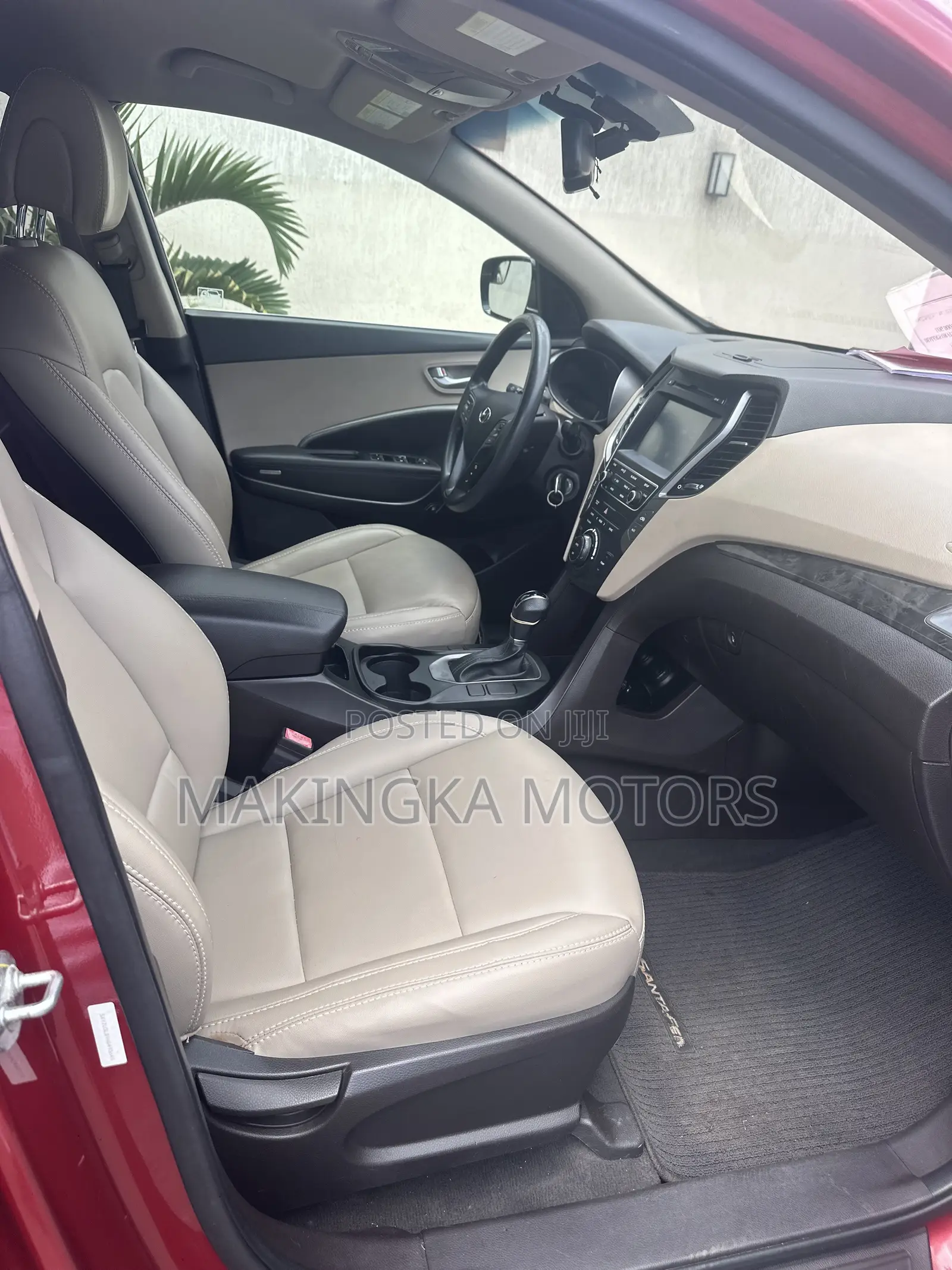 Hyundai Santa Fe SE FWD 2018 Red
