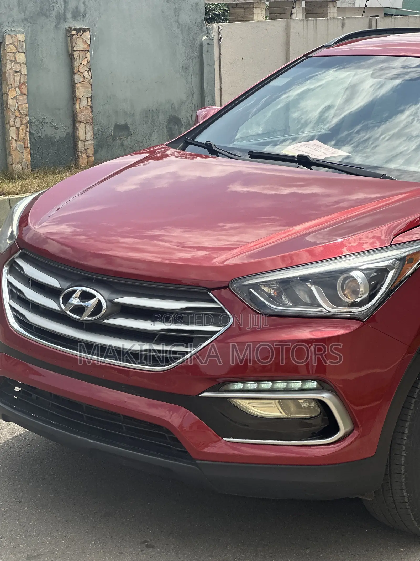 Hyundai Santa Fe SE FWD 2018 Red