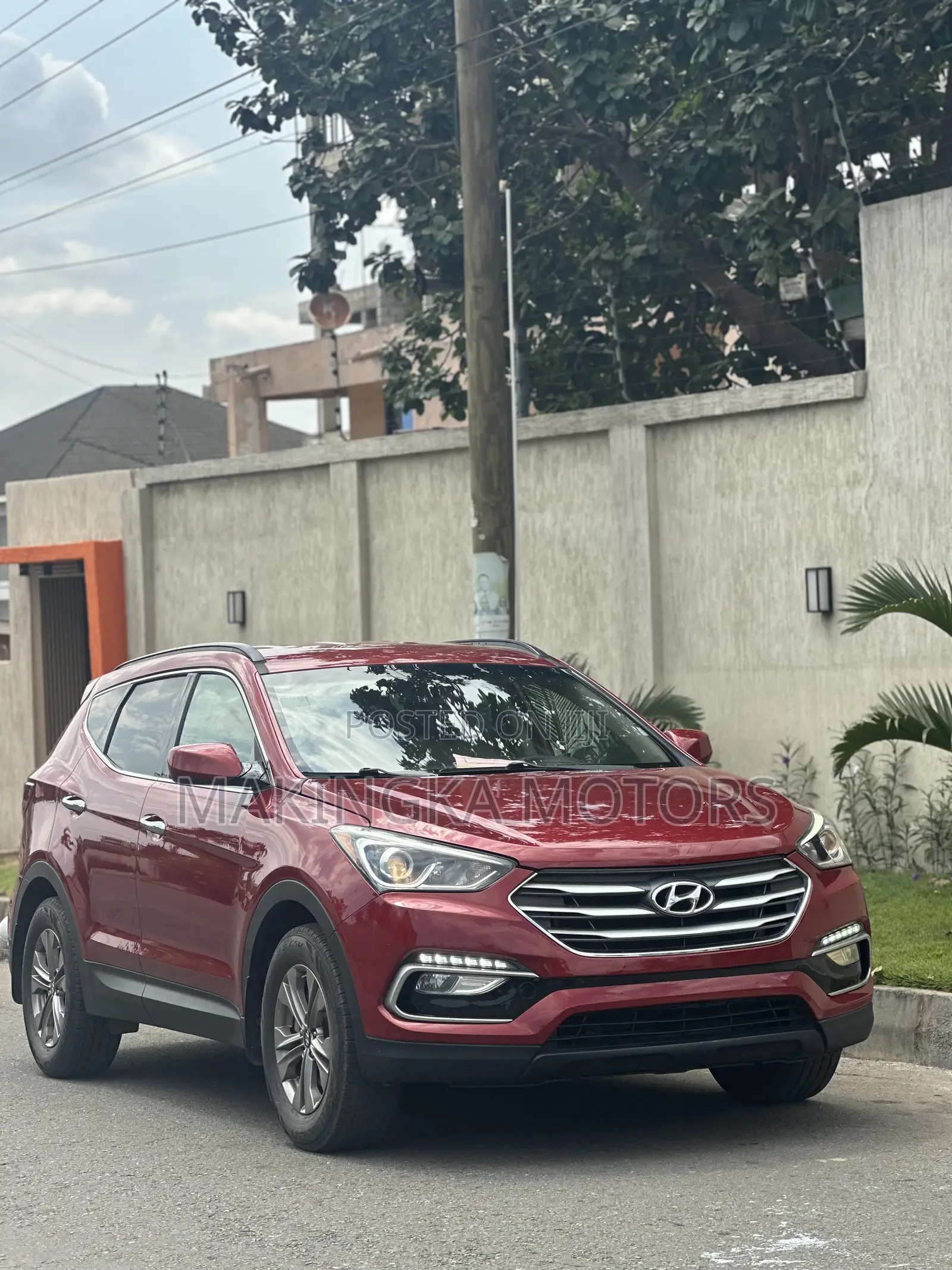 Hyundai Santa Fe SE FWD 2018 Red