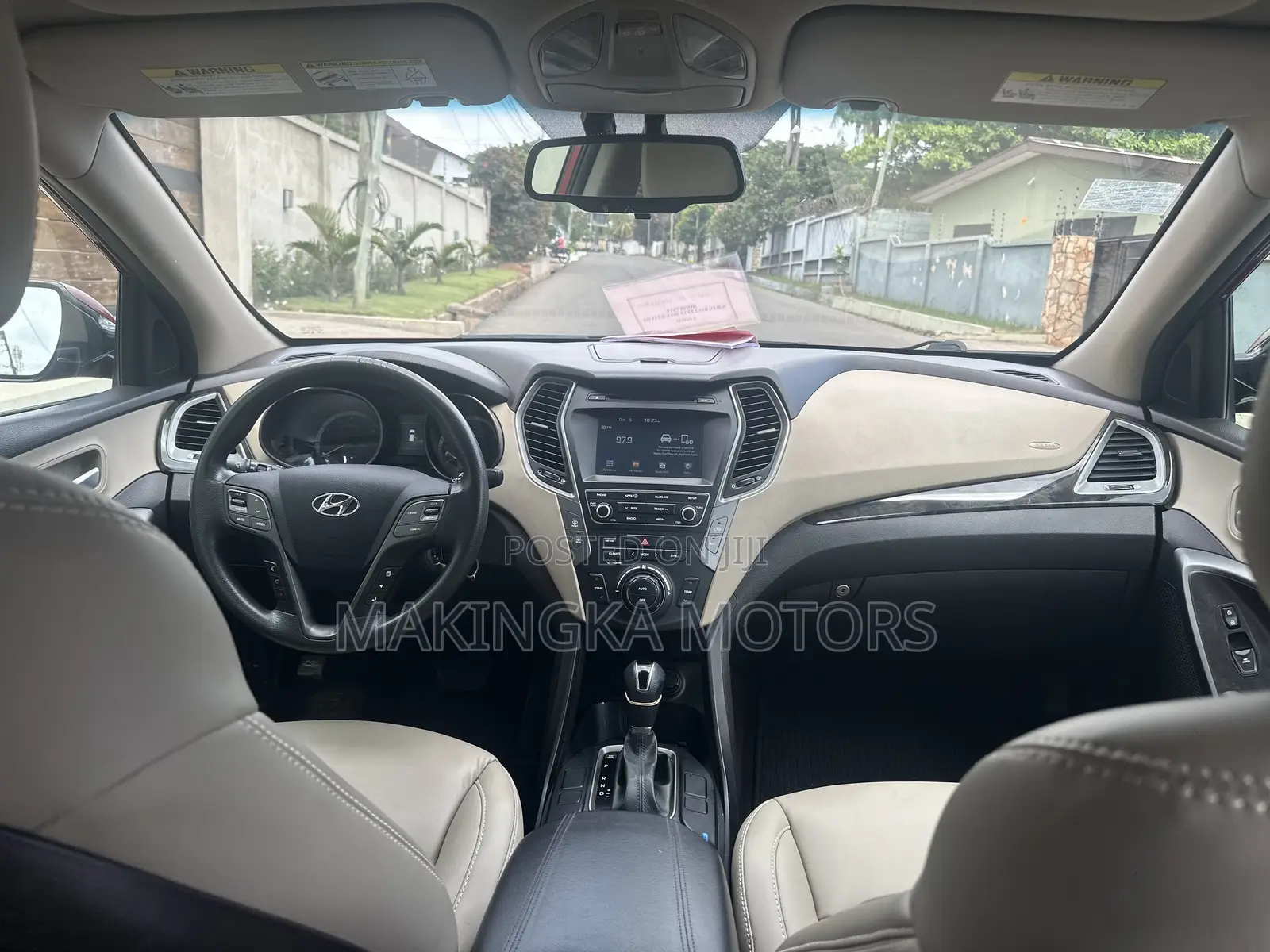 Hyundai Santa Fe SE FWD 2018 Red