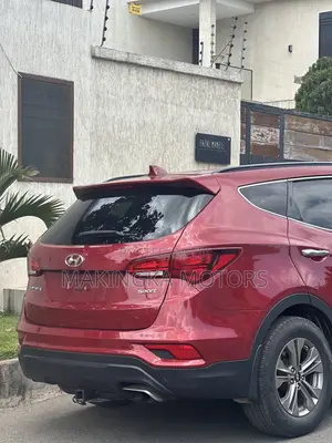 Hyundai Santa Fe SE FWD 2018 Red