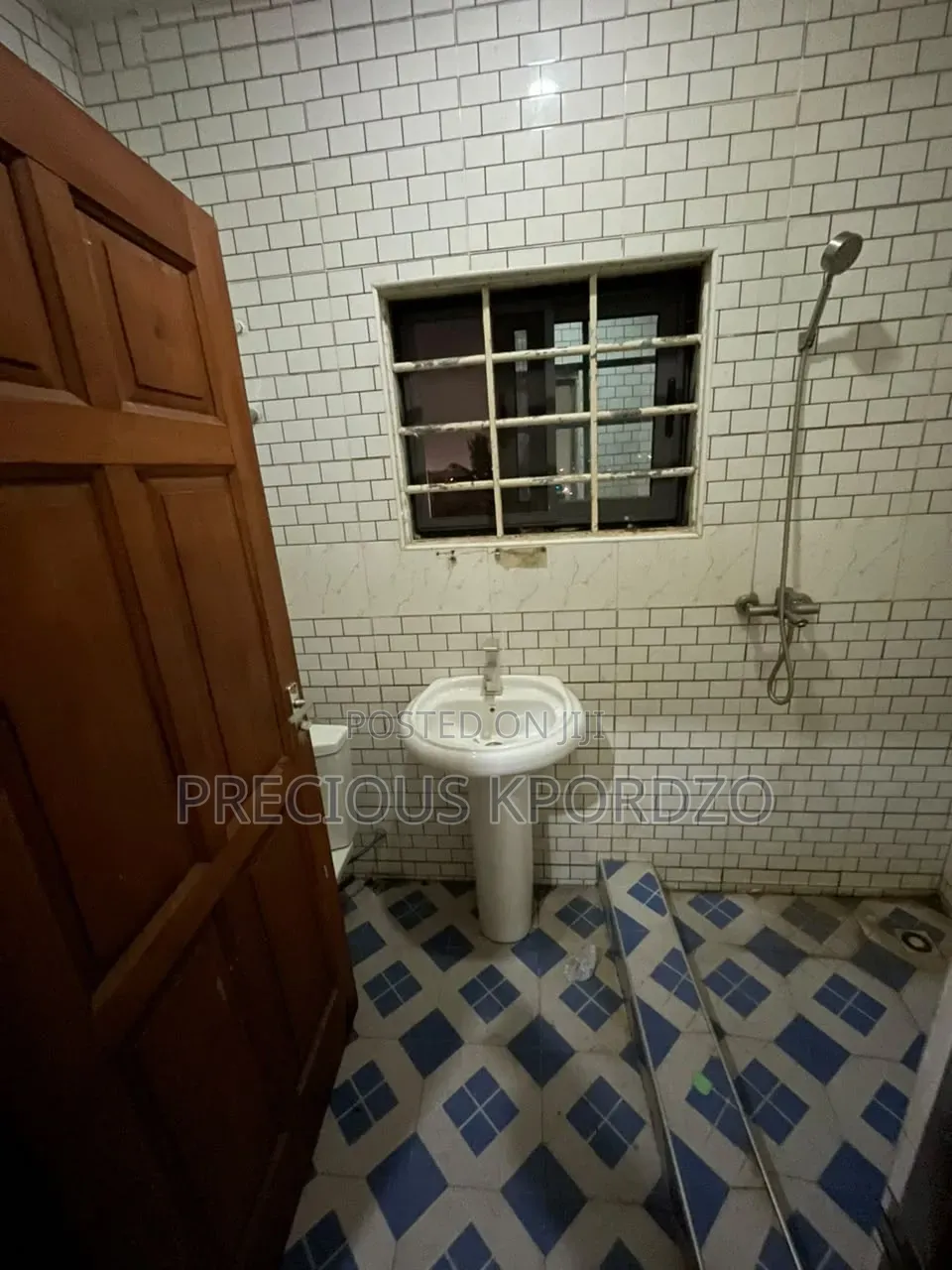 1bdrm Room & Parlour in Adenta Nw Lgn, New Legon for rent