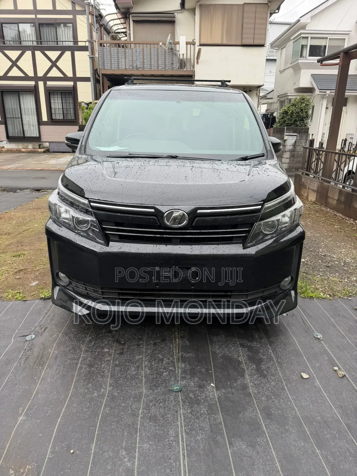 Toyota Voxy Hybrid V 2WD 7-Seater 2015 Black