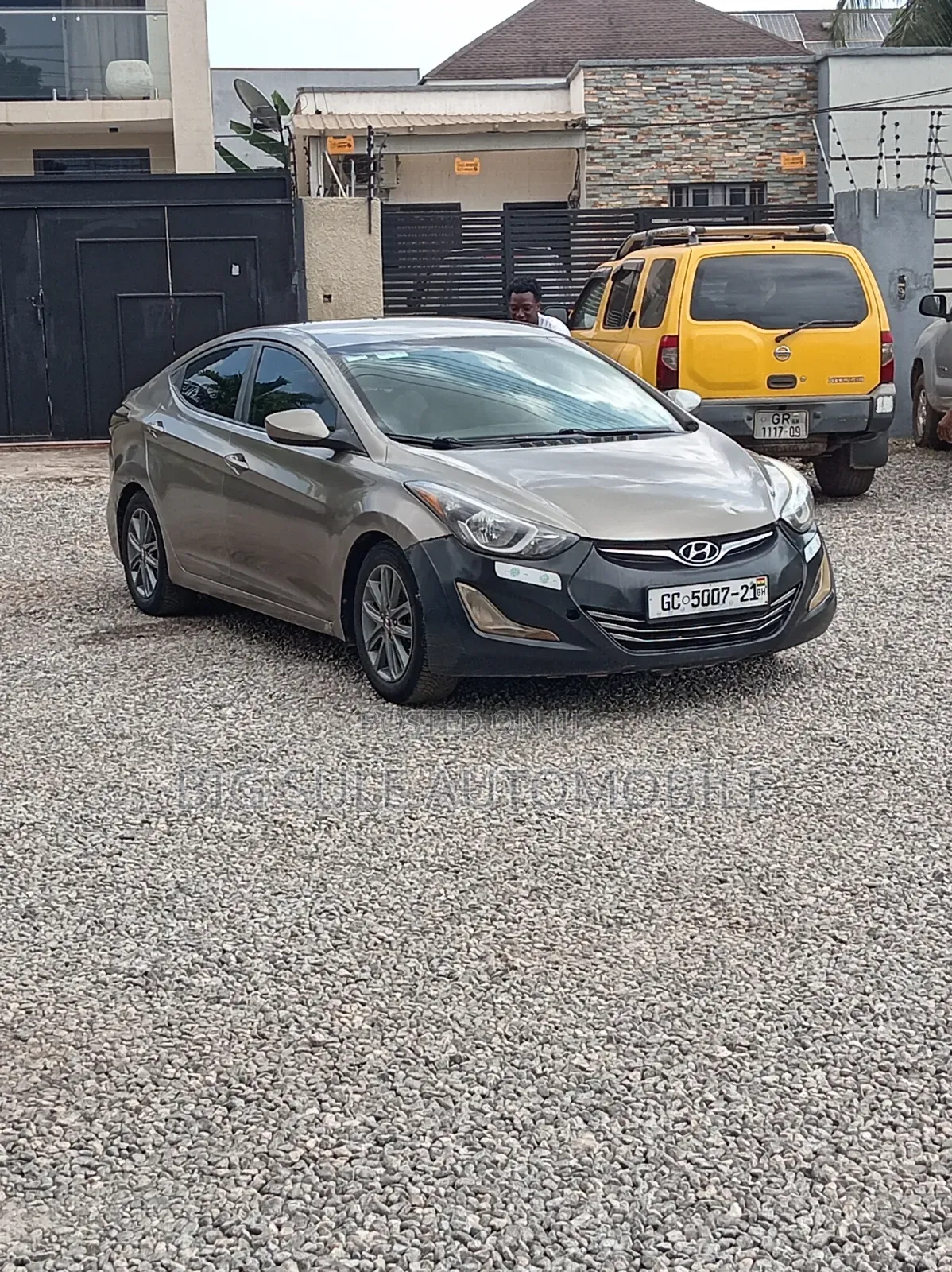 Hyundai Elantra Limited Sedan FWD (1.8L 4cyl 6A) 2013