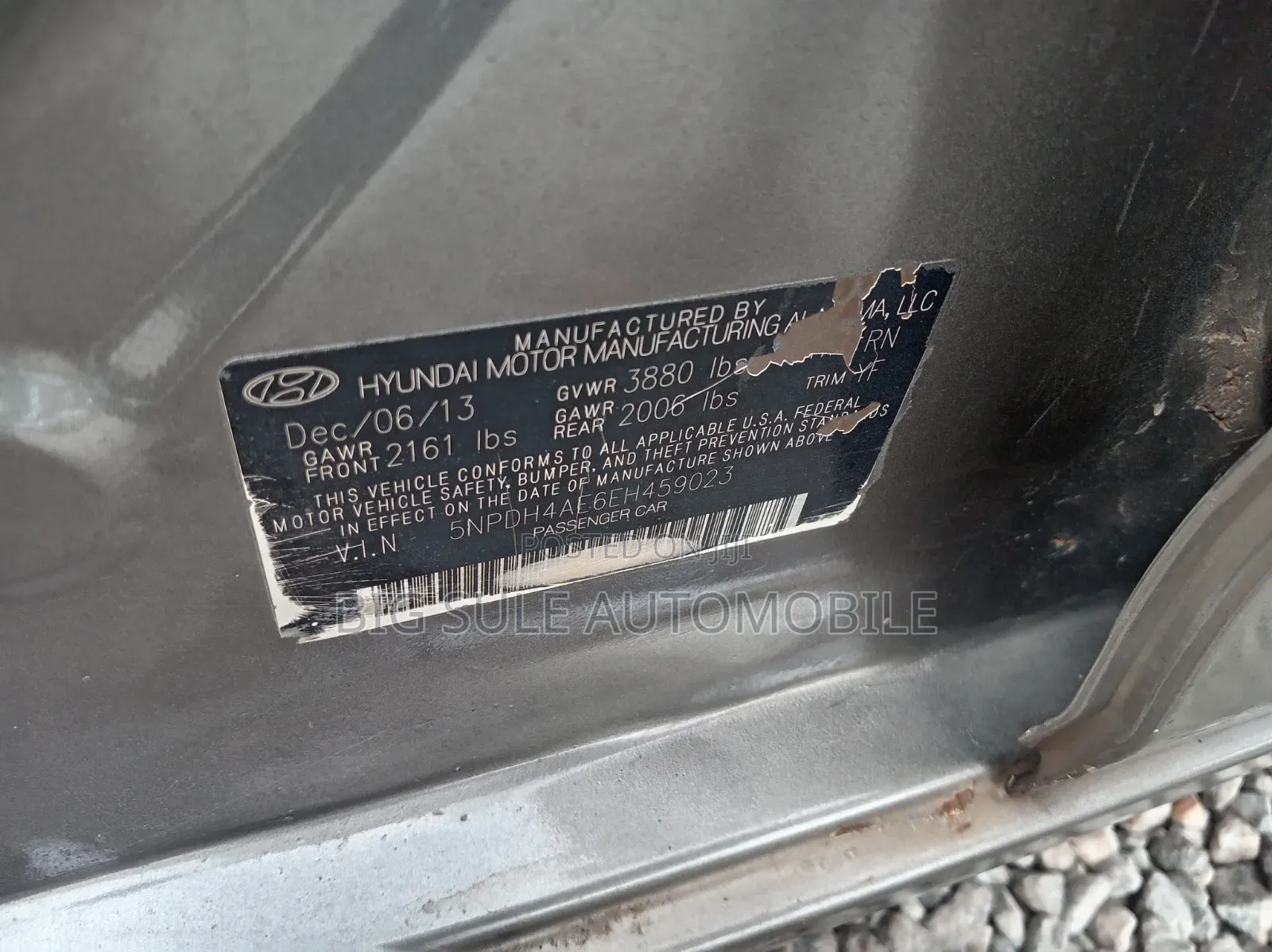 Hyundai Elantra Limited Sedan FWD (1.8L 4cyl 6A) 2013