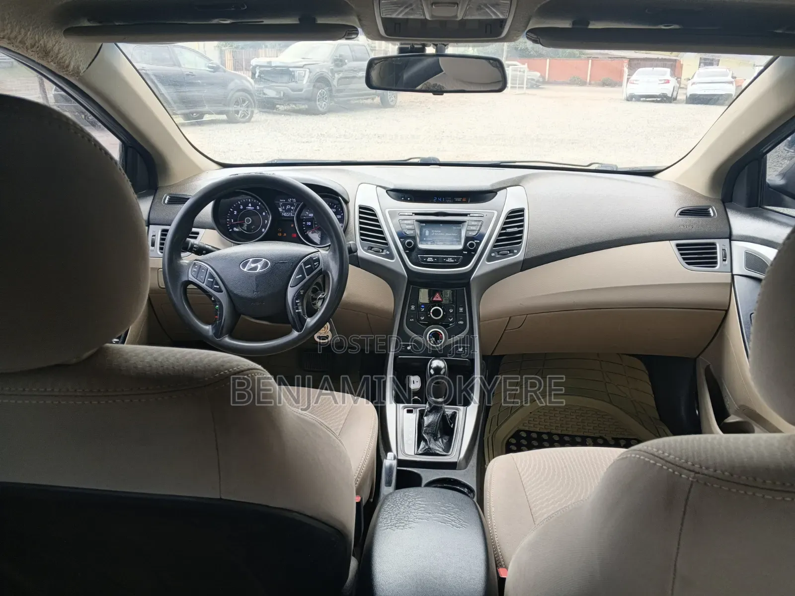 Hyundai Elantra 2014 Brown