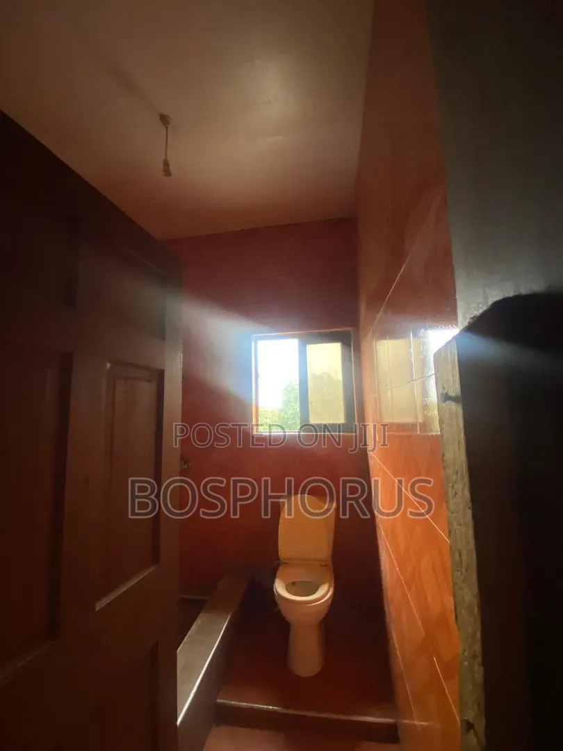 1bdrm Apartment in Sowotuom, Last Stop for rent