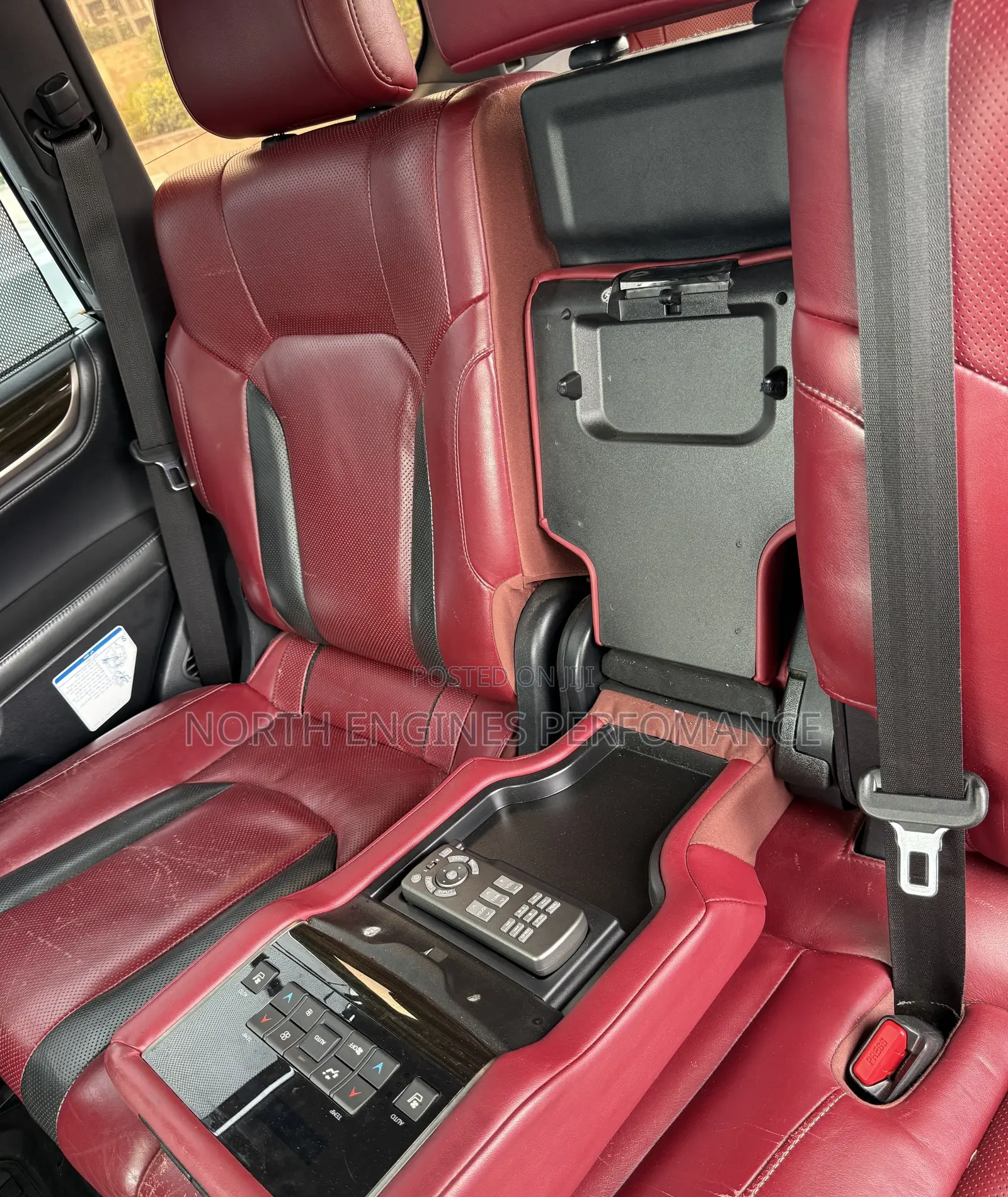 Lexus LX 570 AWD 2019 Black