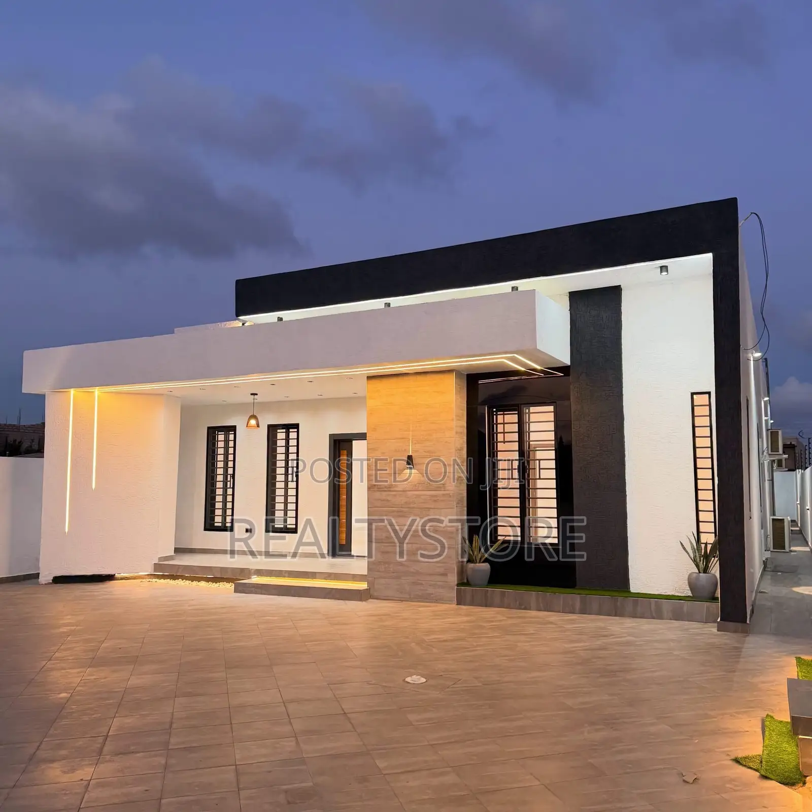 3bdrm House in East Legon Hills, Accra Metropolitan for sale