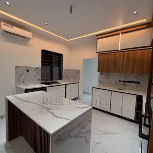 3bdrm House in East Legon Hills, Accra Metropolitan for sale