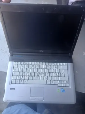 Laptop Fujitsu Lifebook S751 8GB Intel Core i7 HDD+SSD 256GB