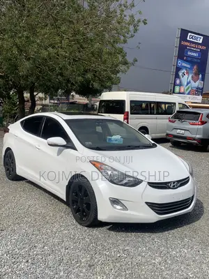 Hyundai Elantra 2012 White