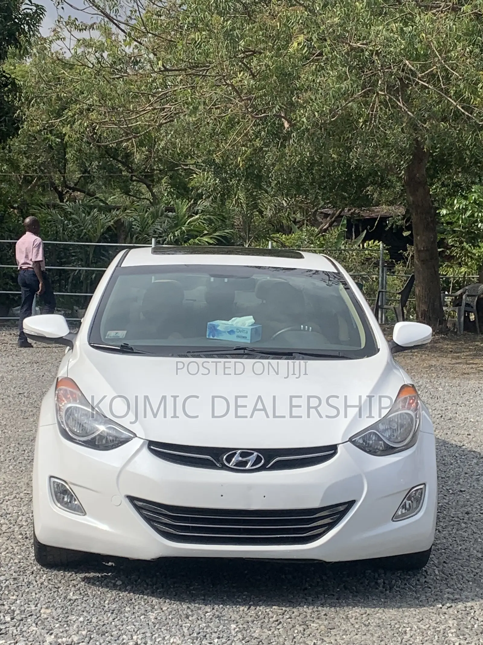 Hyundai Elantra 2012 White