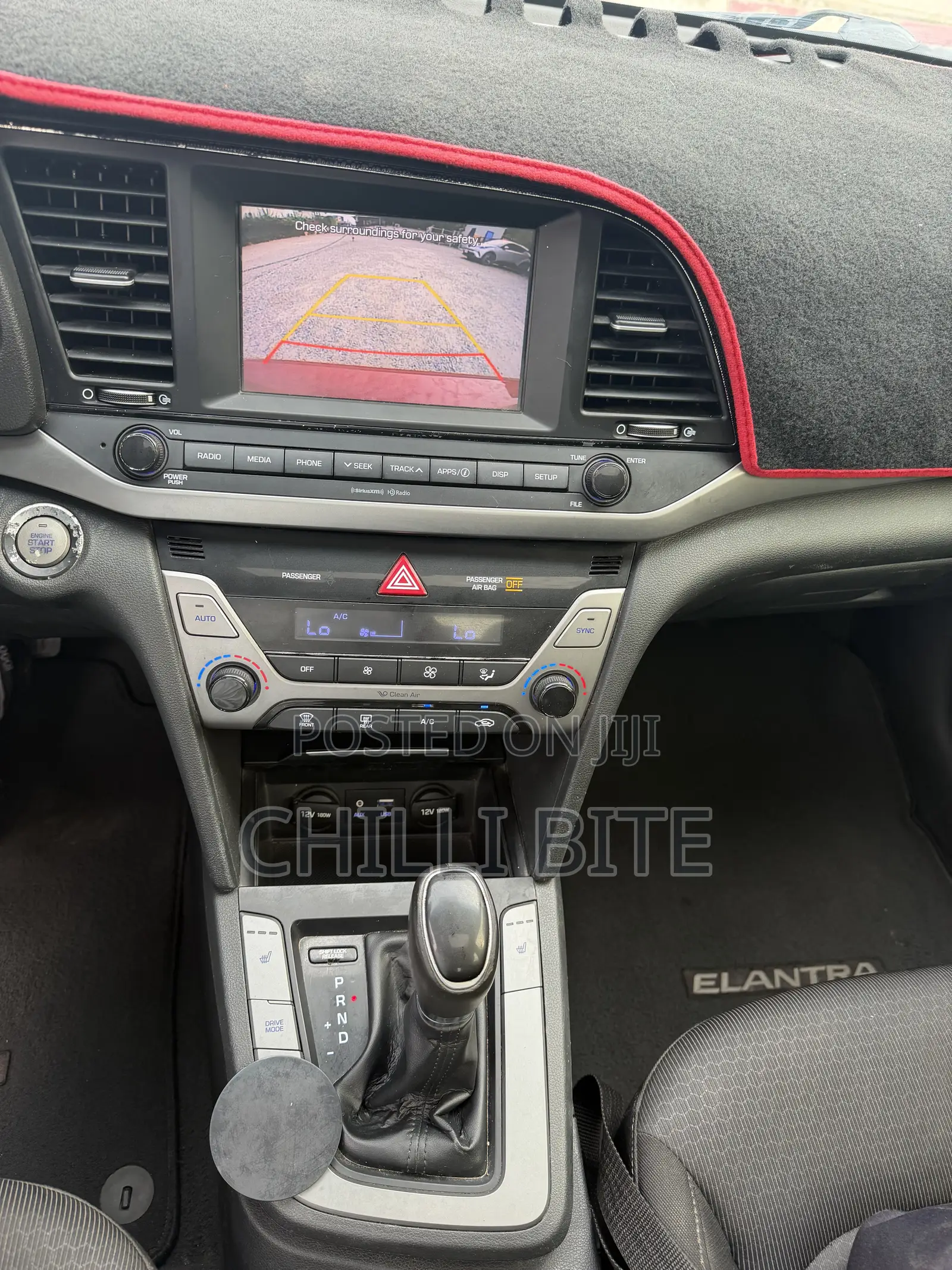 Hyundai Elantra Limited Sedan FWD (2.0L 4cyl 6A) 2017 Red
