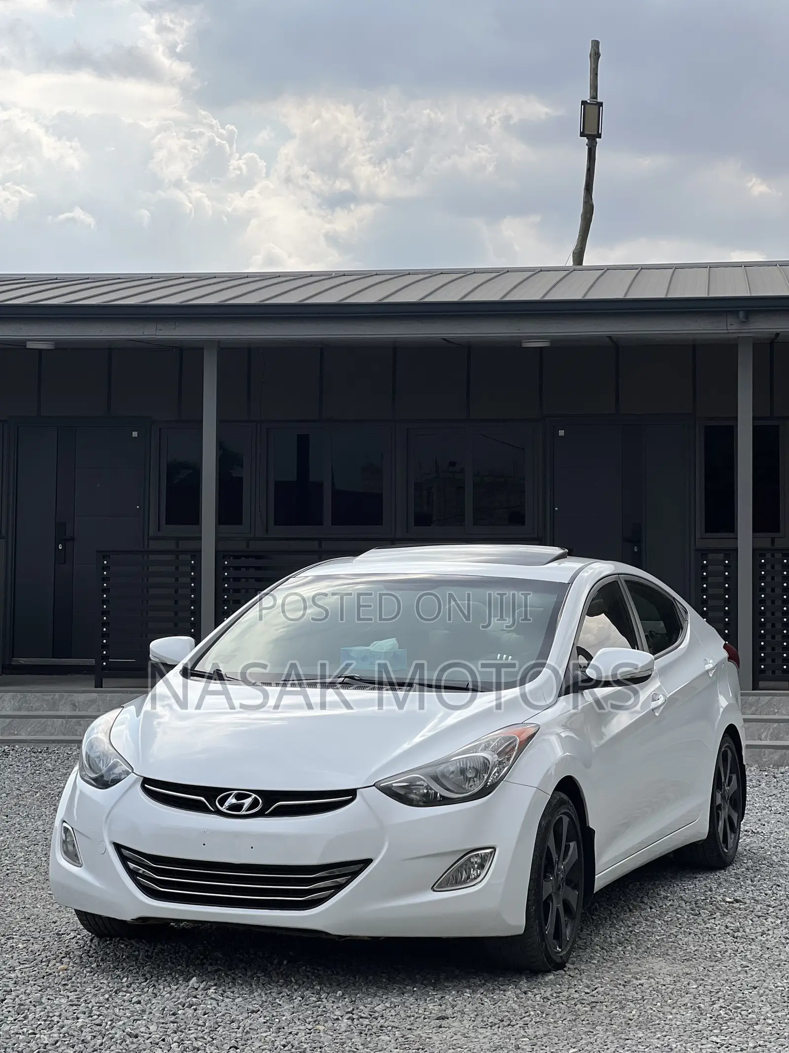 Hyundai Elantra Limited 2012 White