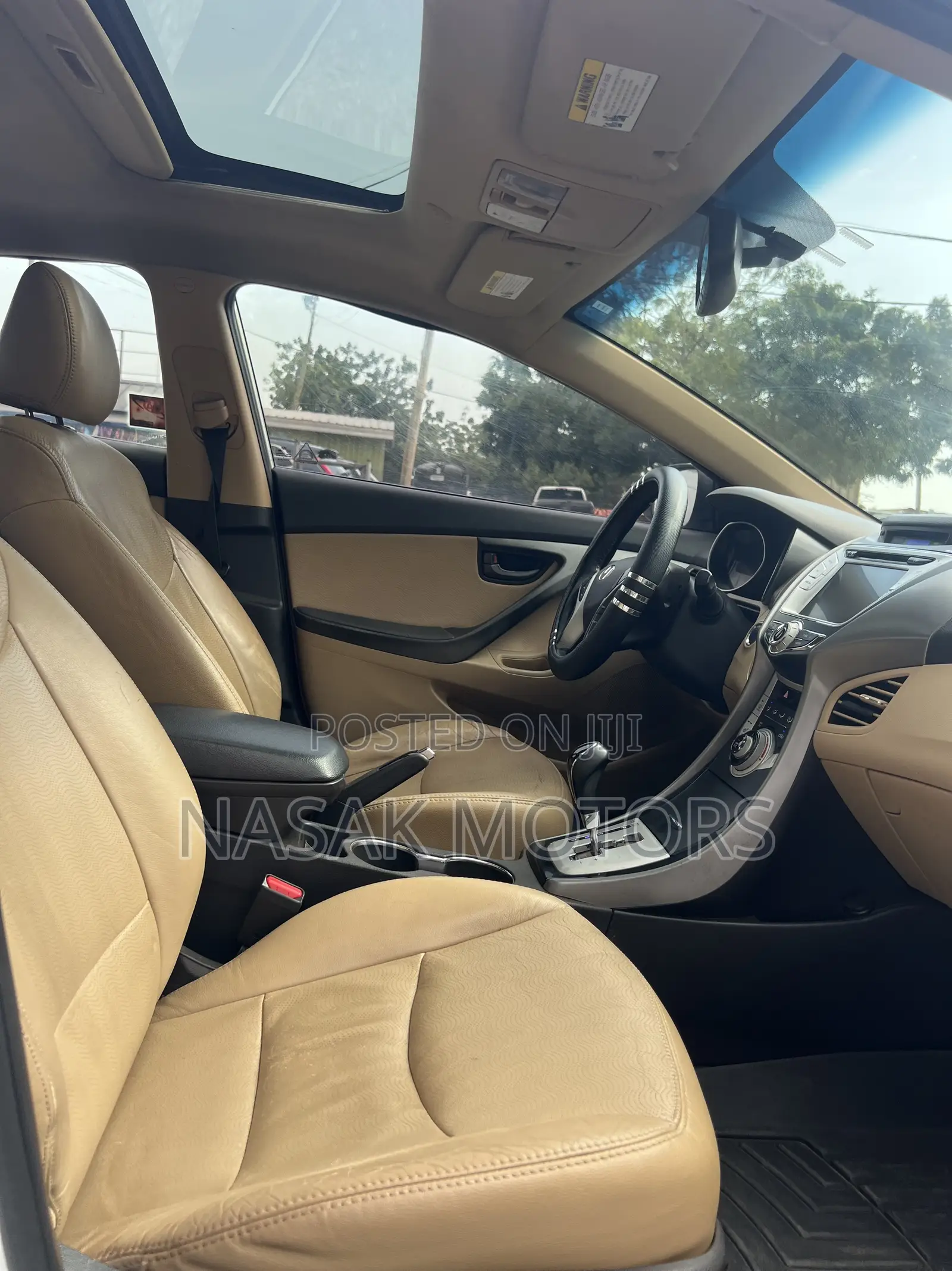 Hyundai Elantra Limited 2012 White