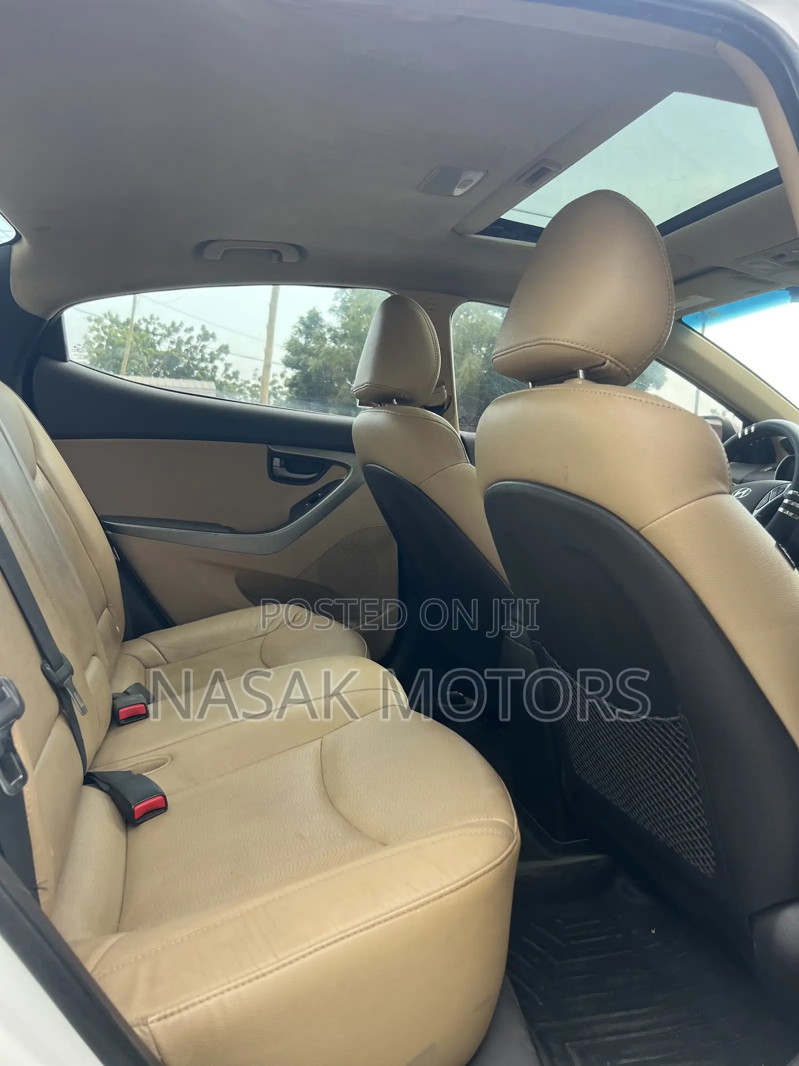 Hyundai Elantra Limited 2012 White