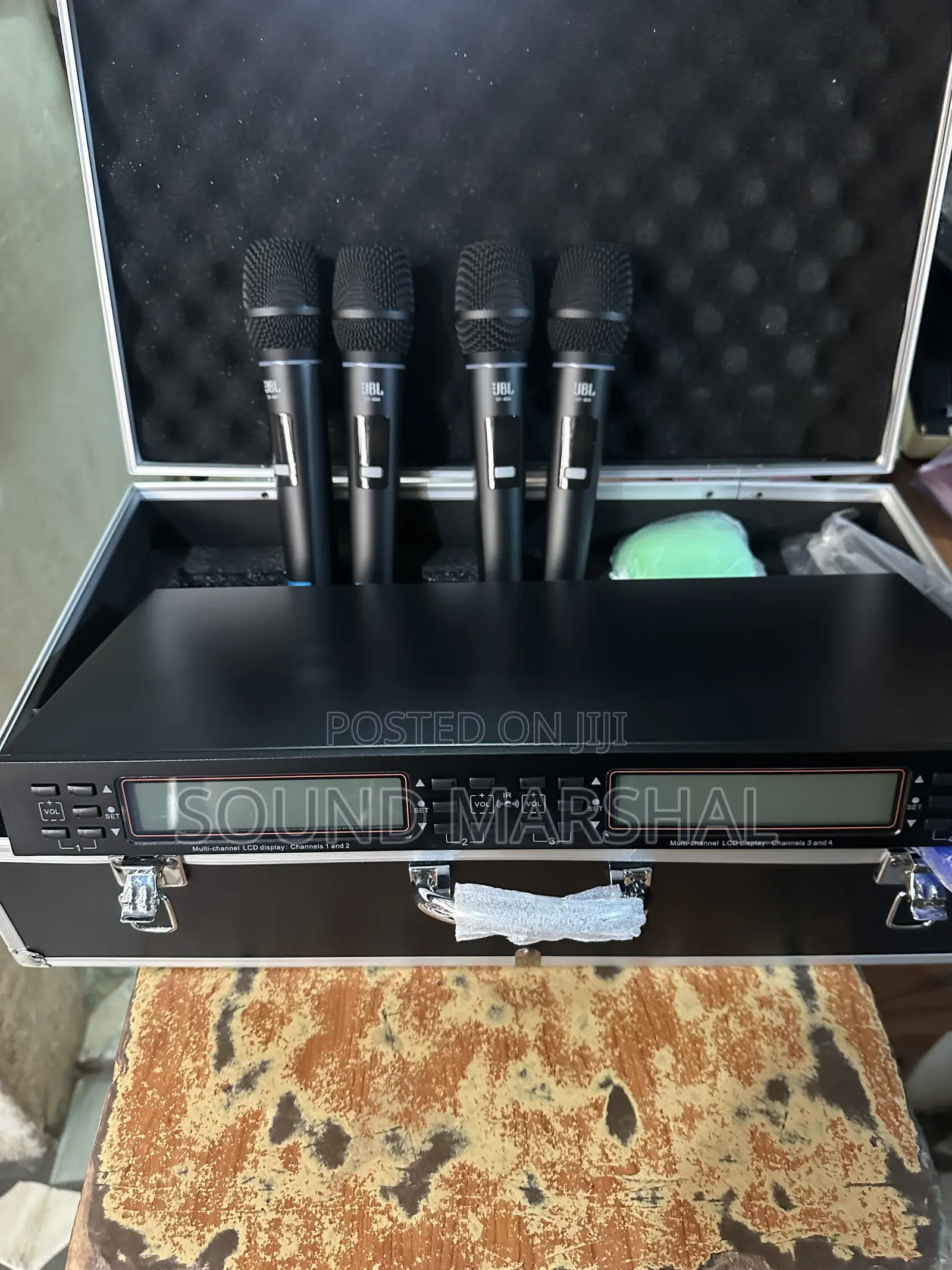 JBL 4 in 1 Microphone ULXD24