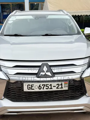 Mitsubishi Pajero 2021 Silver