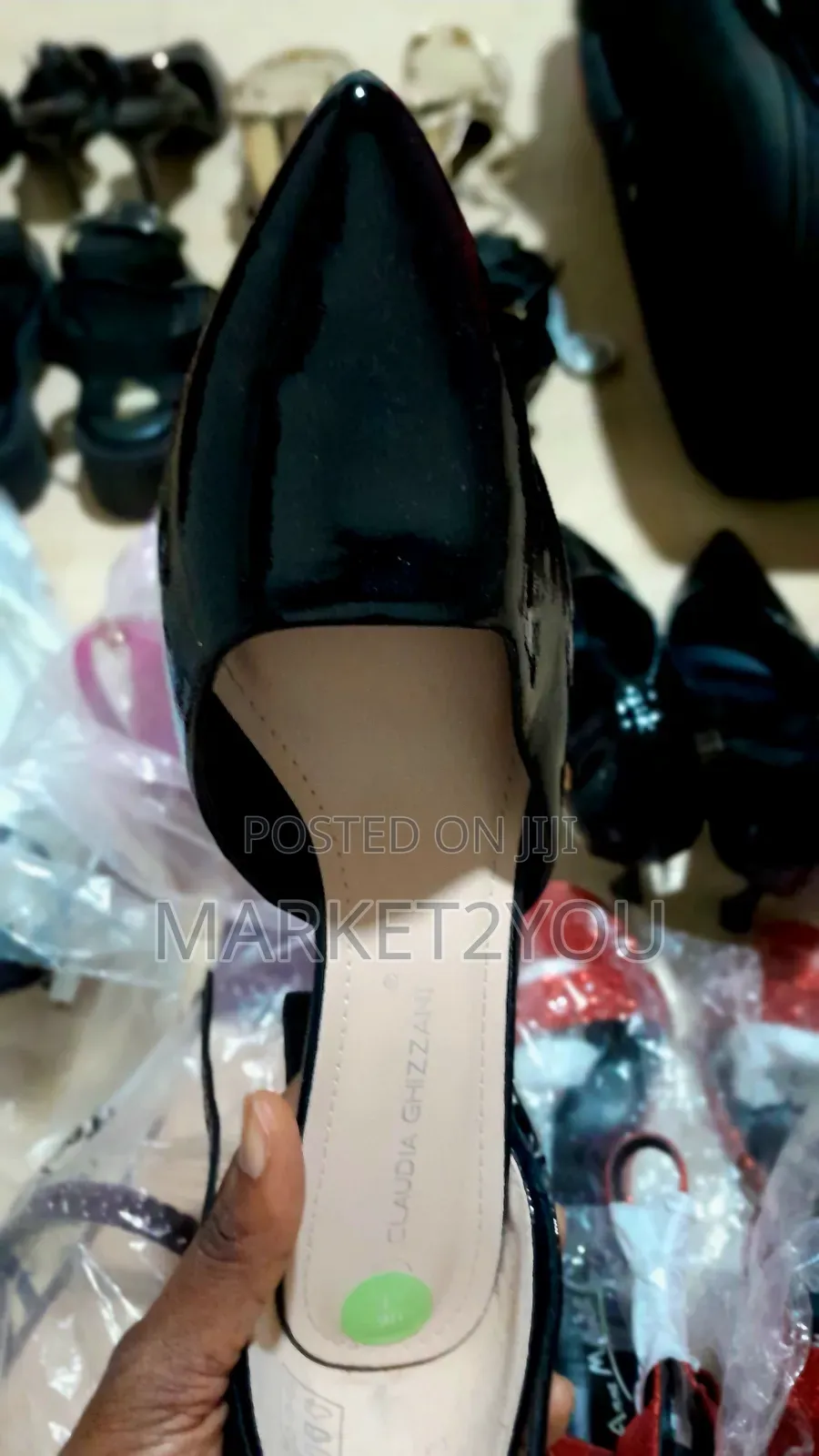 Claudia Ghizzani Black Patent Pointed-Toe Heels – UK 7